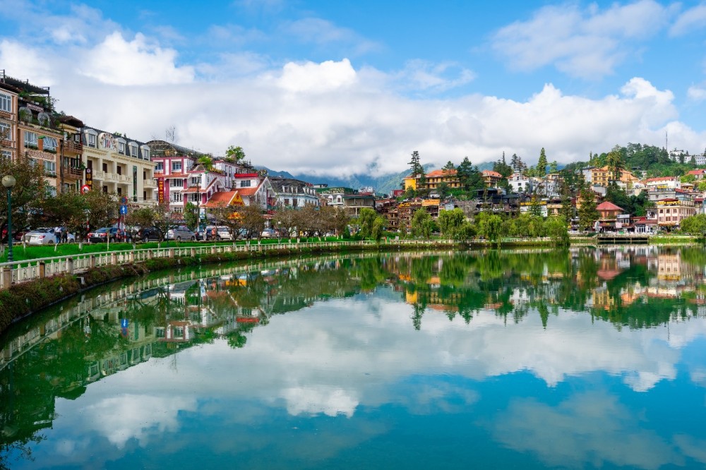 Tour Vietnam Hanoi Sa Pa Fansipan