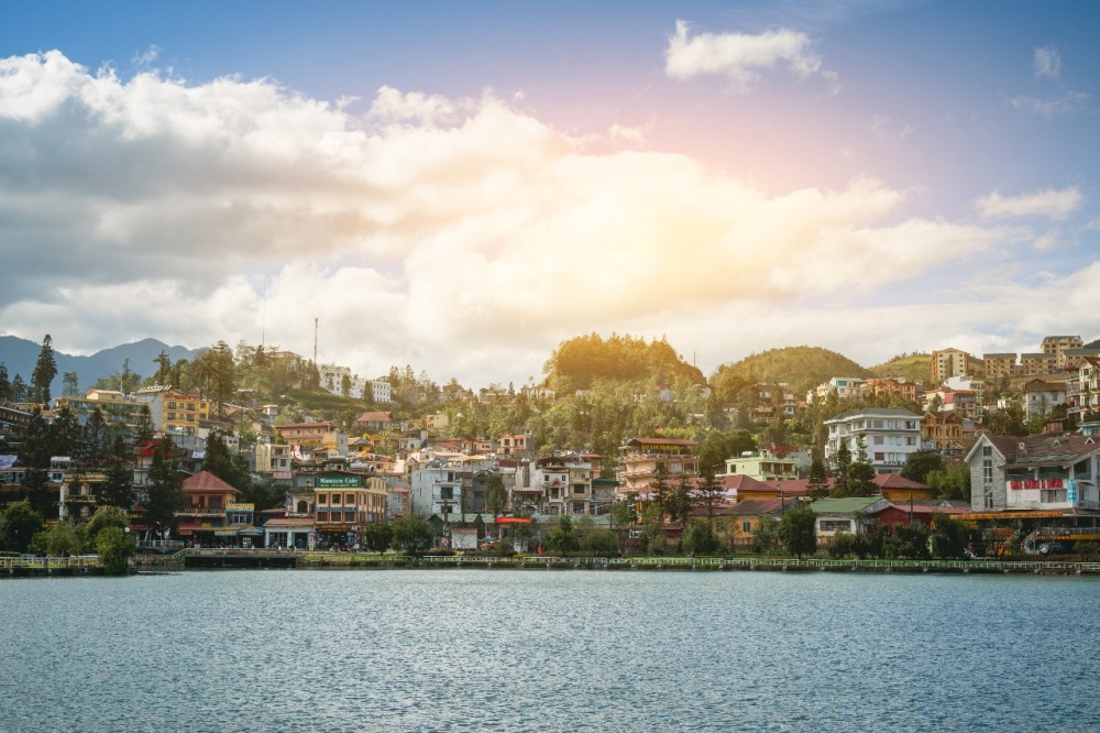 Tour Vietnam Hanoi Sa Pa Fansipan