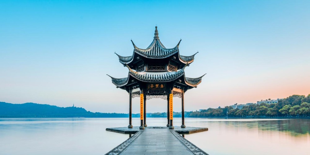 Tour China Zhangjiajie Fenghuang Shanghai 8D6N